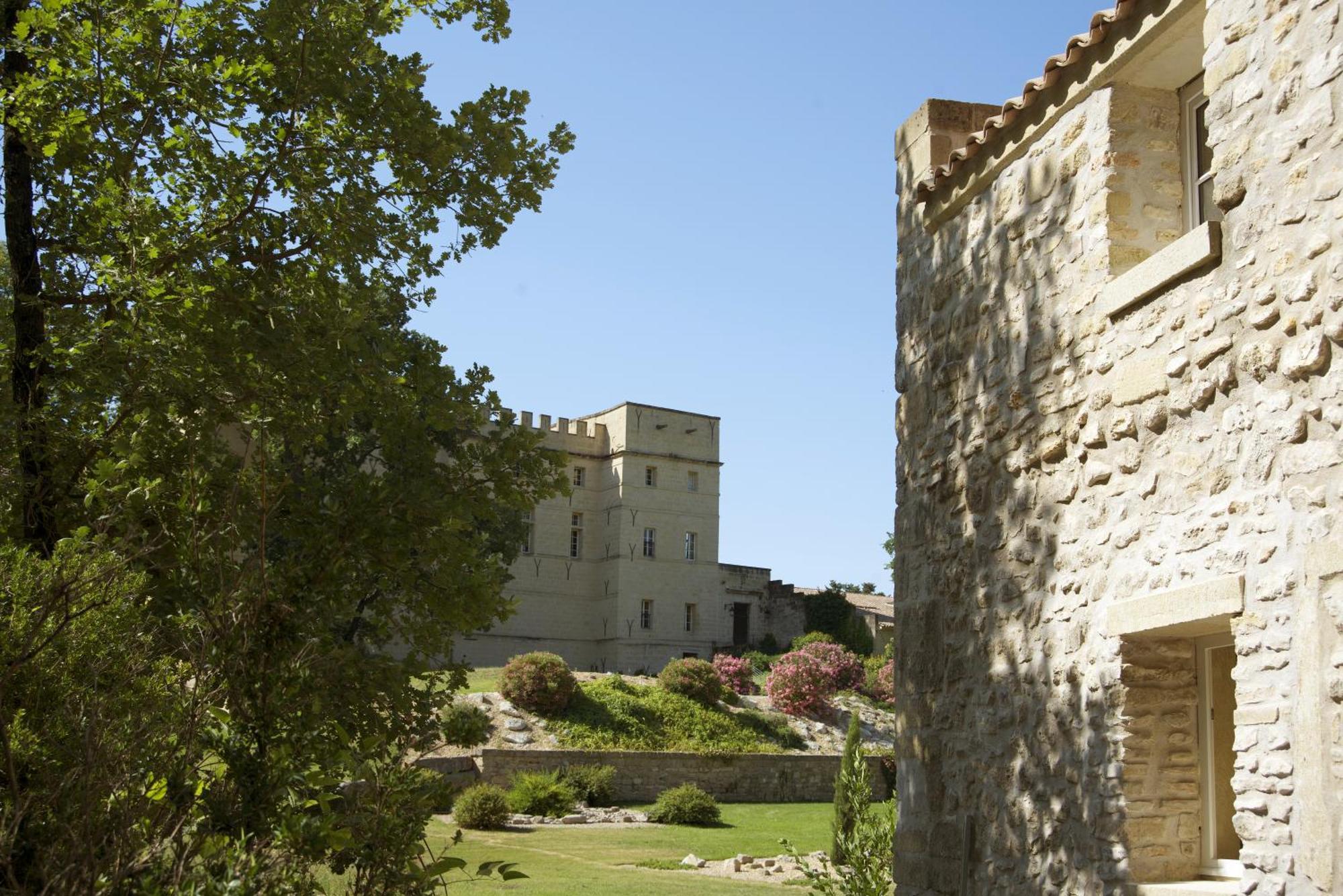 Chateau De Pondres Villevieille Exteriör bild